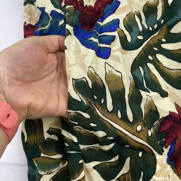 NWT Hilo Hattie Dress Hawaiian Size Small Scoop Neck Floral Monstera Muumuu - Picture 7 of 9